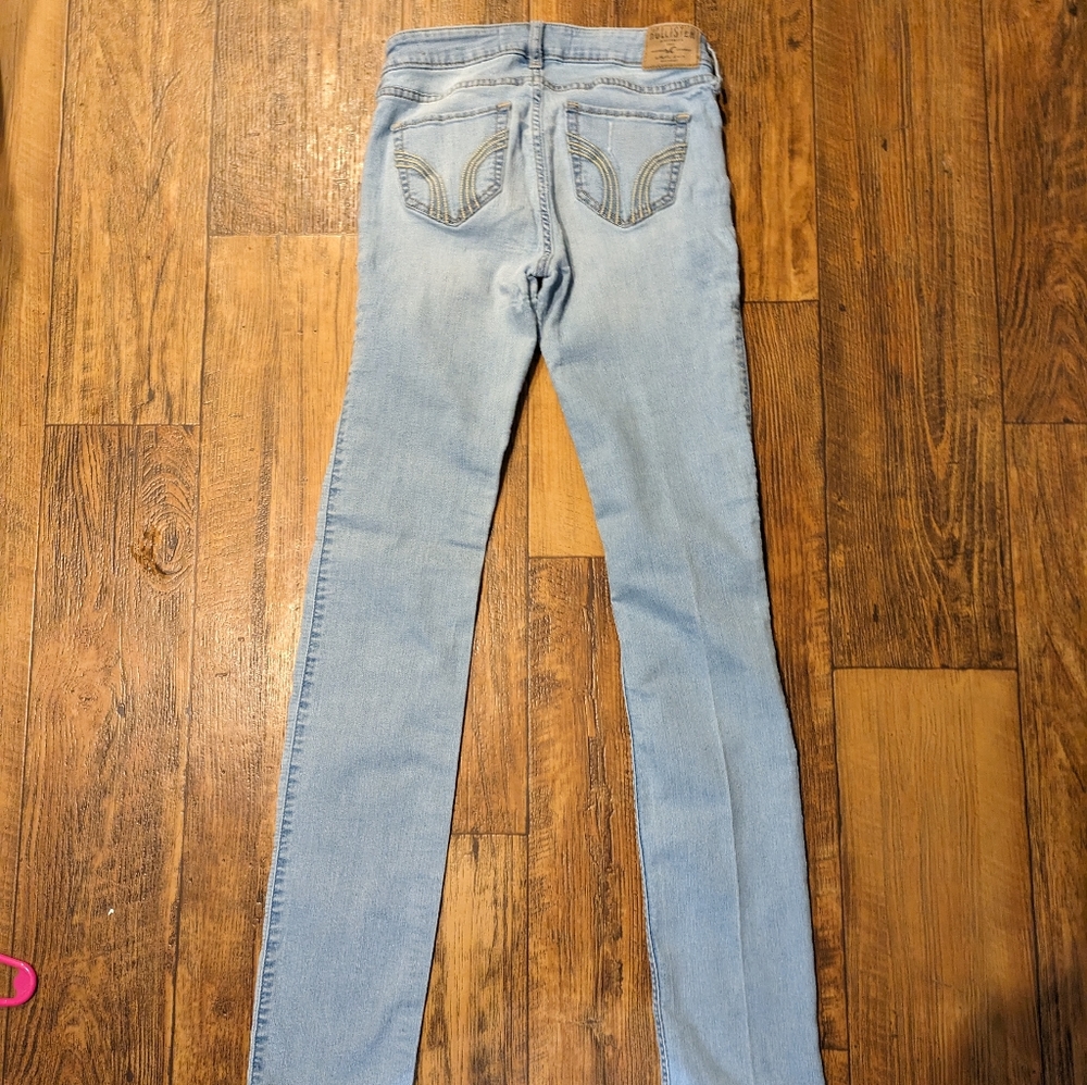 Hollister skinny W25 L34